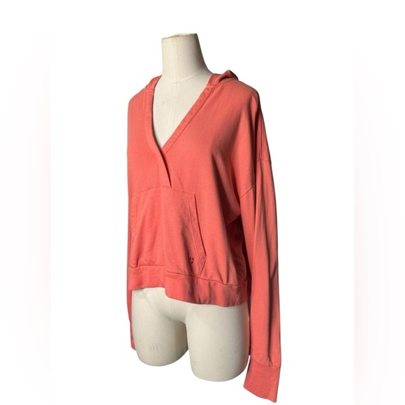 Sweaty Betty Sweaters - Sweaty Betty After Class Coral Cropped Hooded Lightweight Long Sleeve